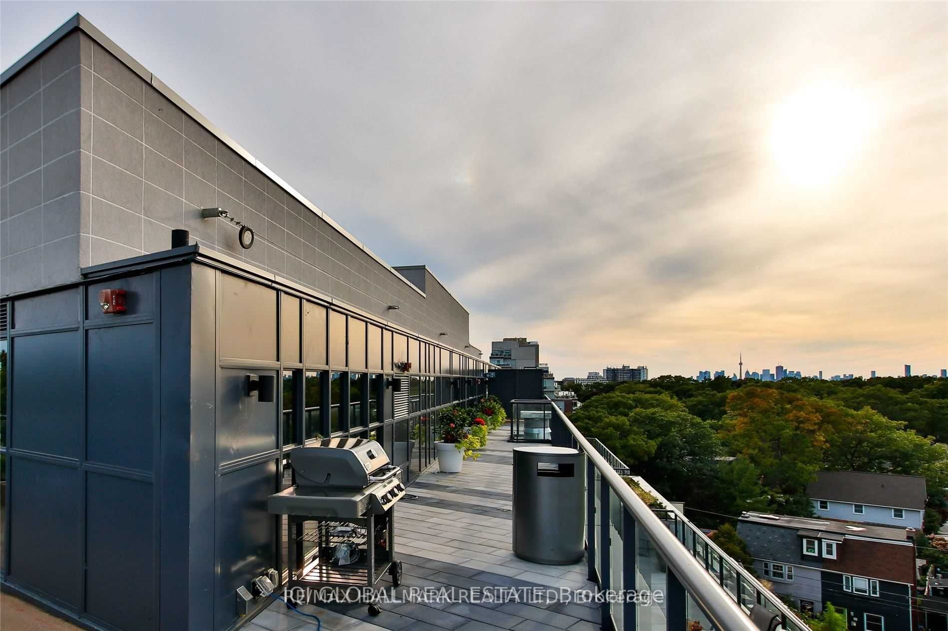 1400 Kingston Rd N, #207