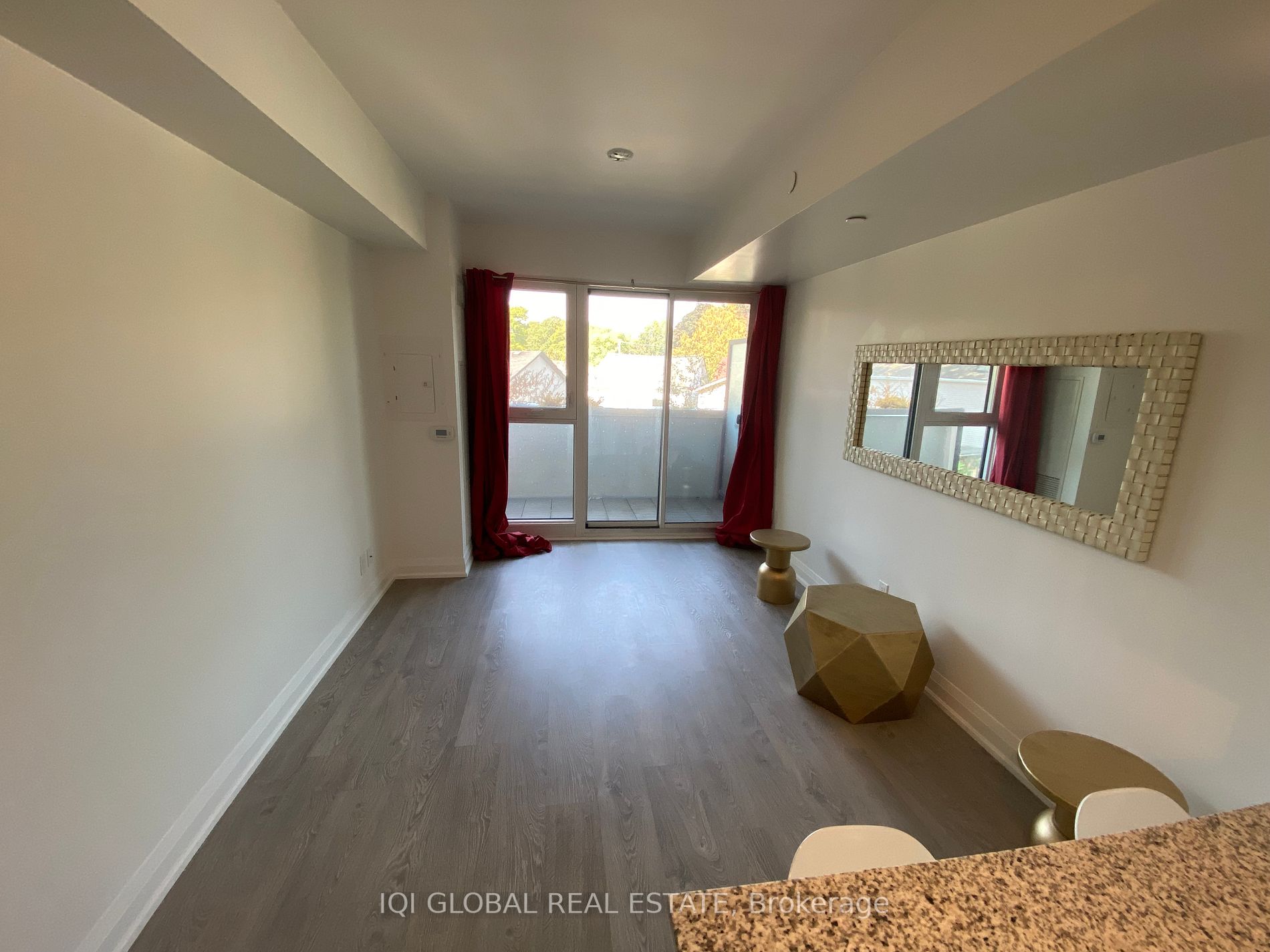 1400 Kingston Rd N, #207