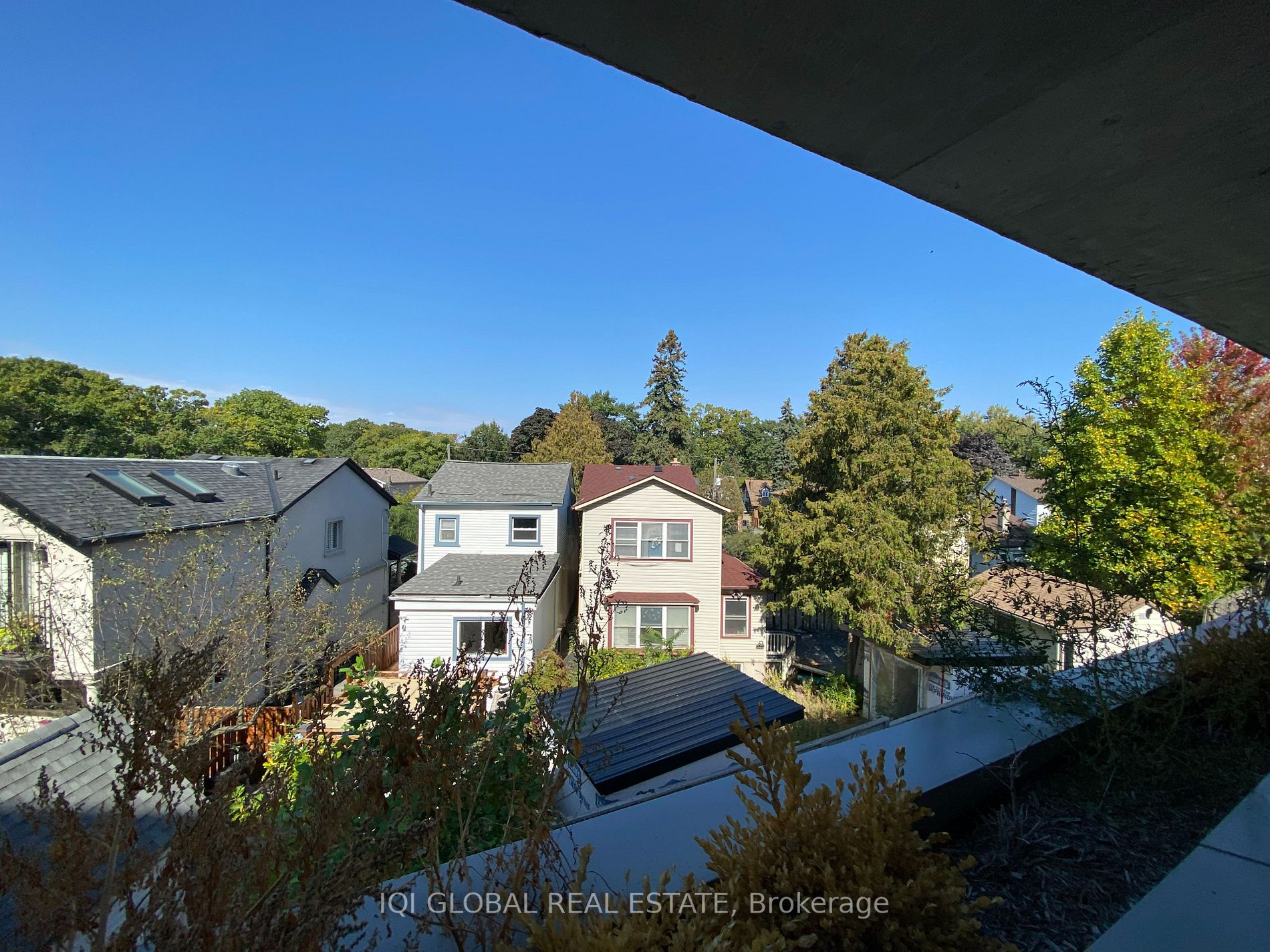 1400 Kingston Rd N, #207