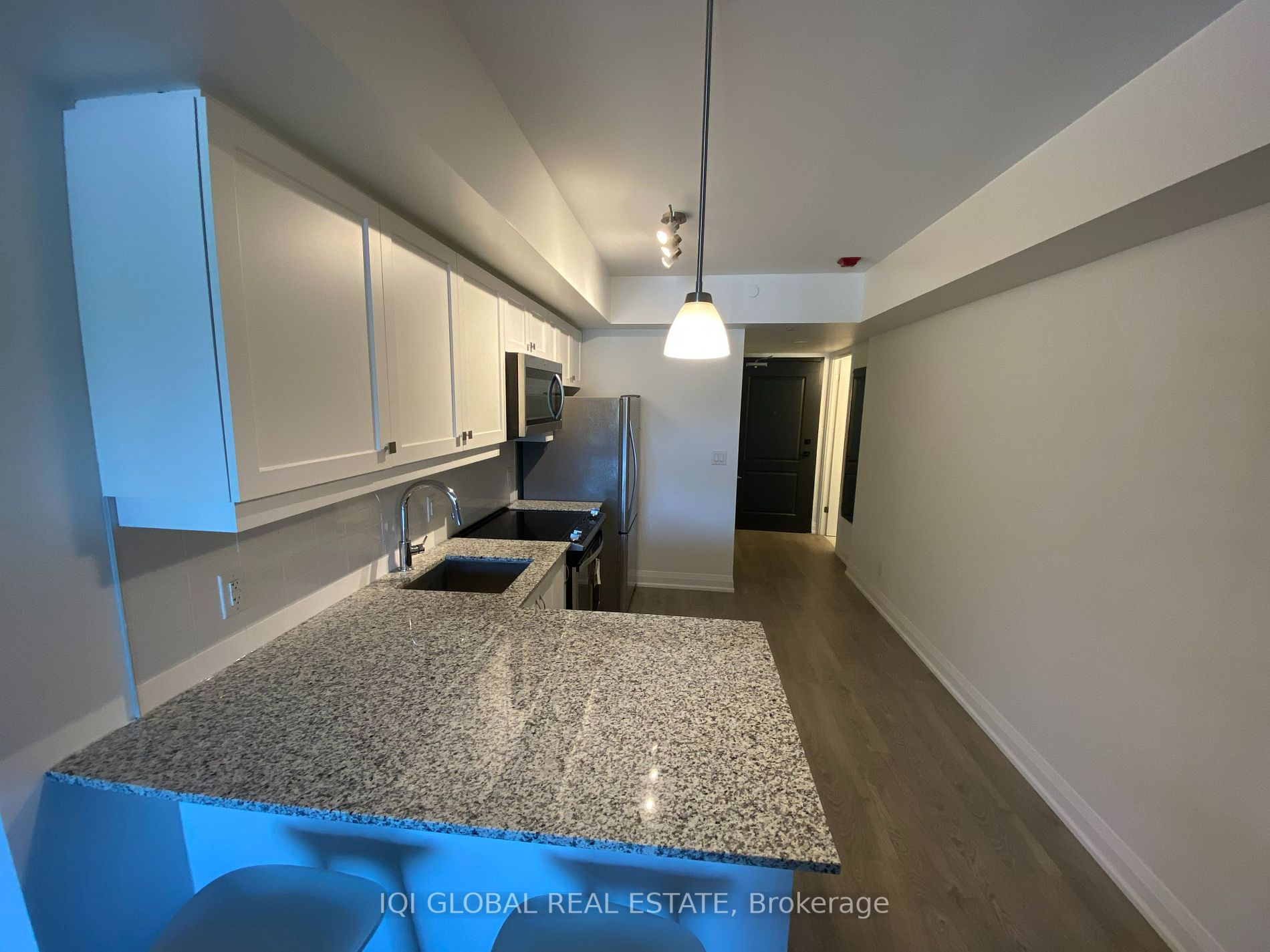1400 Kingston Rd N, #207