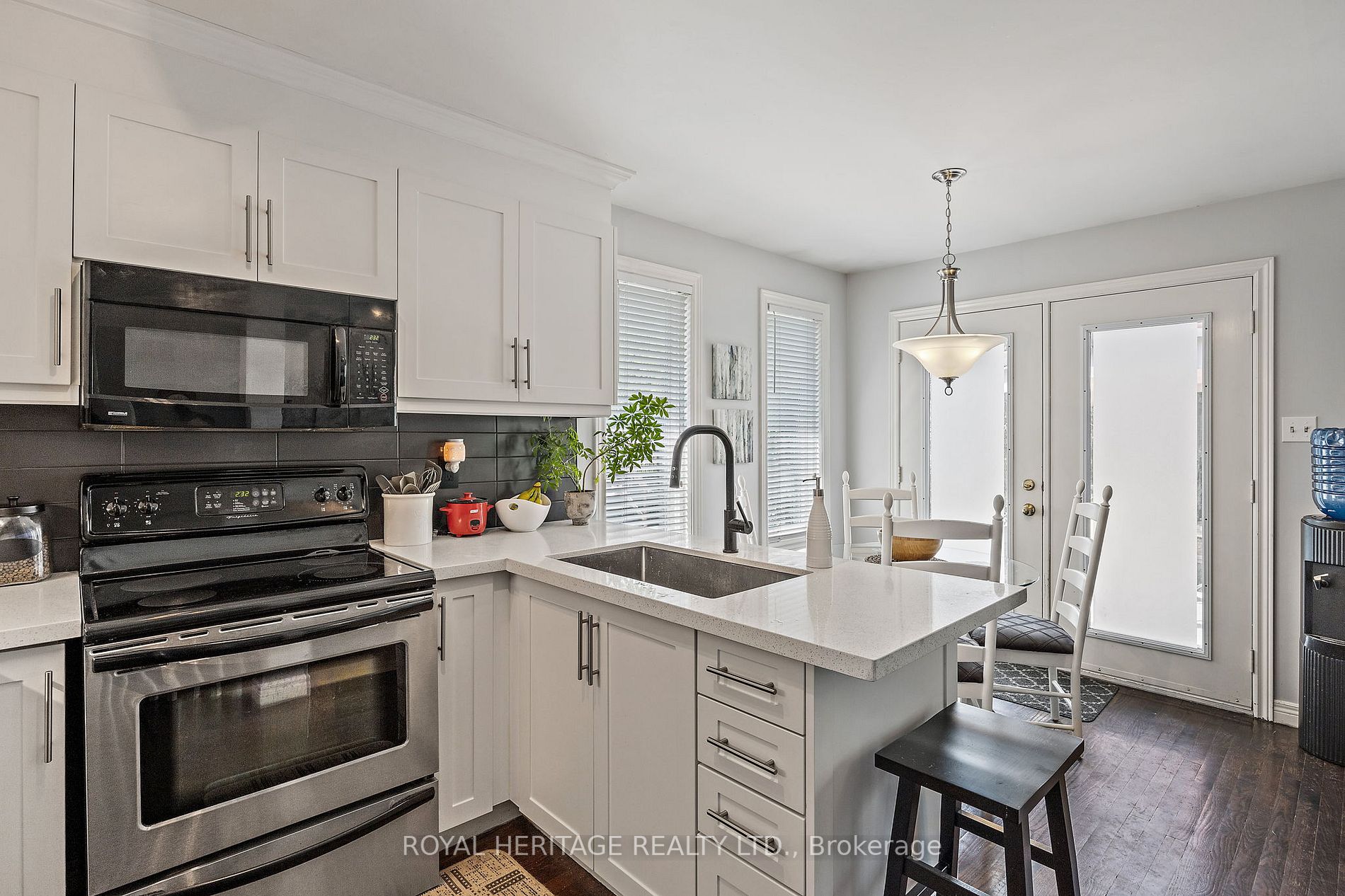 448 Sheppard Avenue