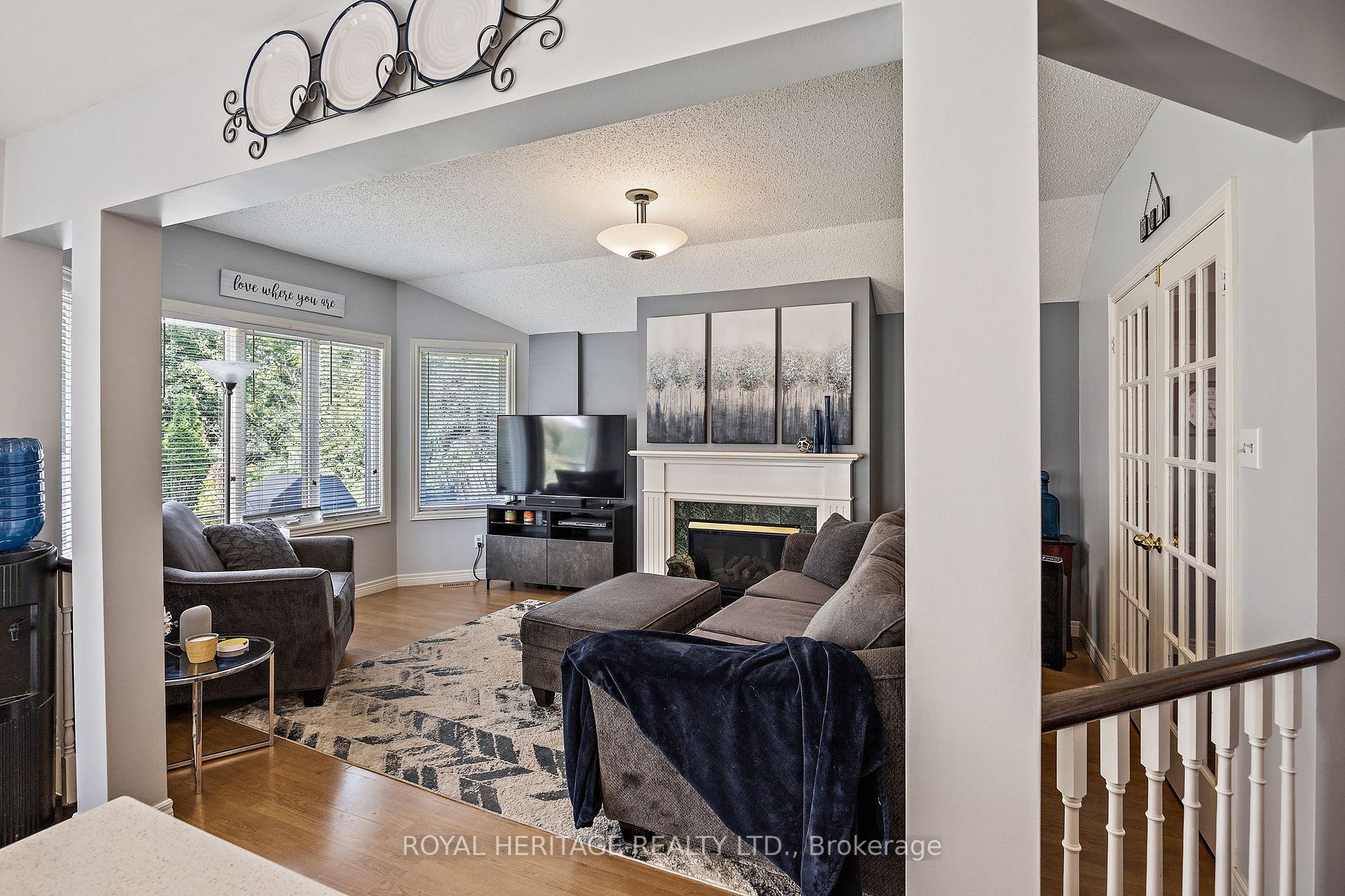 448 Sheppard Avenue
