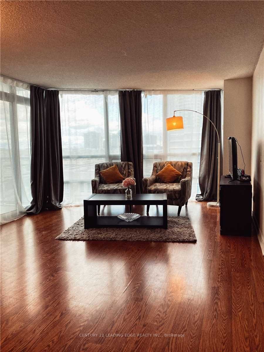 83 Borough Dr, #406