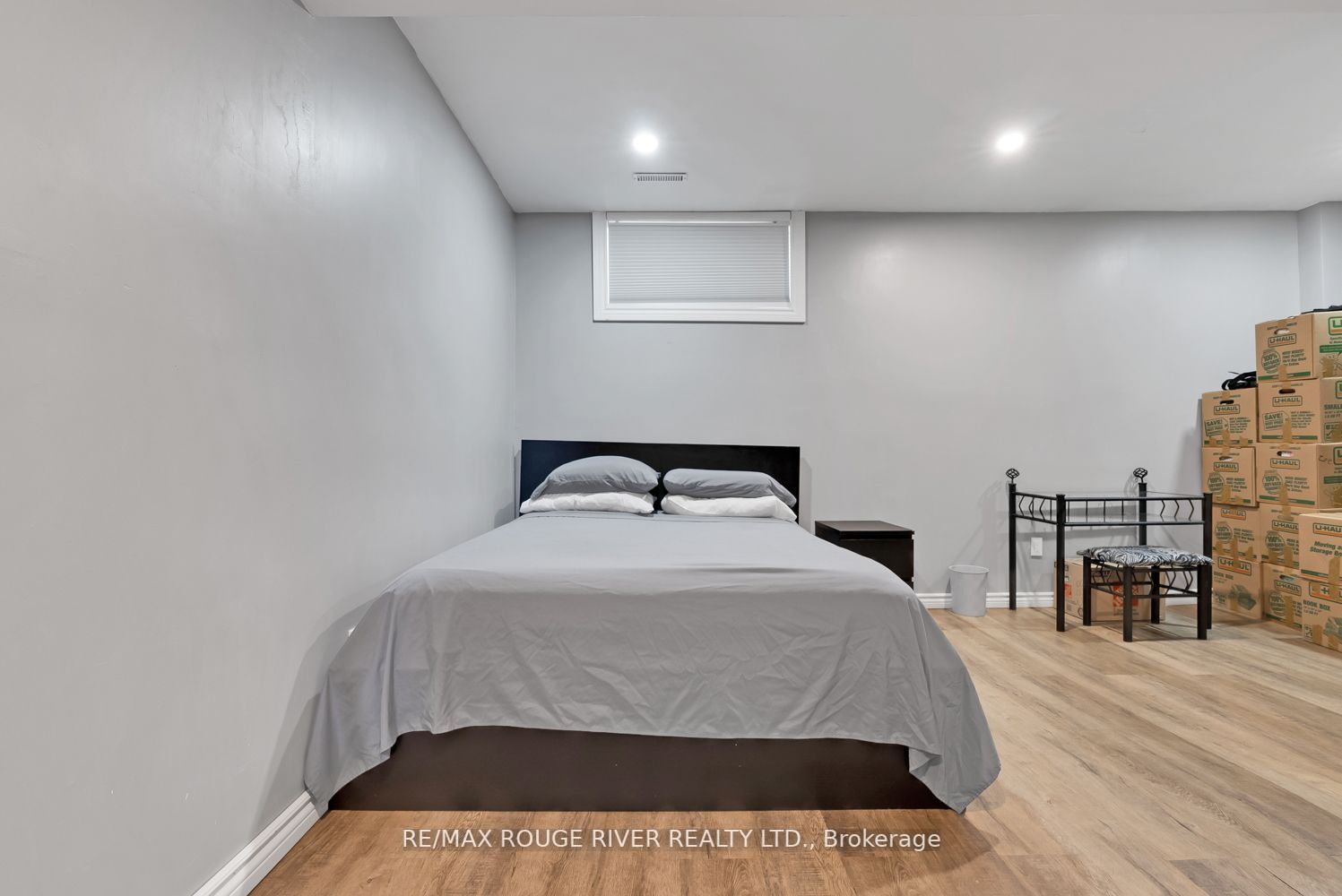 14 Doreen Cres