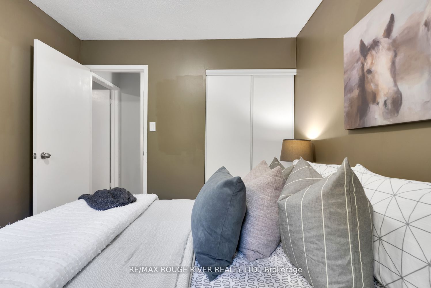 14 Doreen Cres