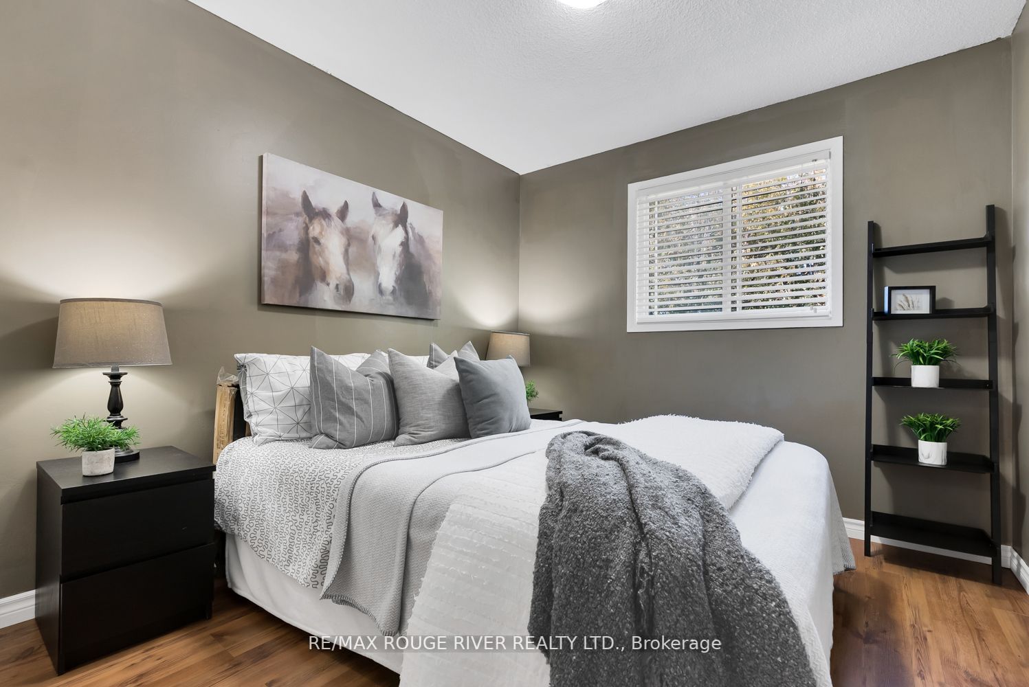 14 Doreen Cres