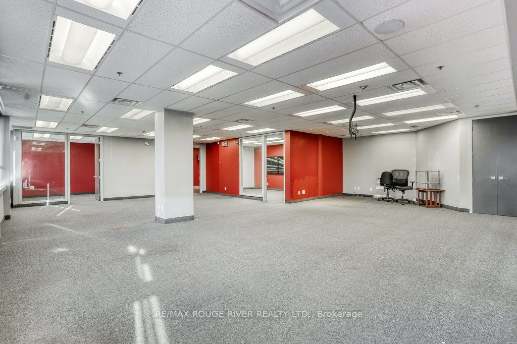 68 King St, #B & C