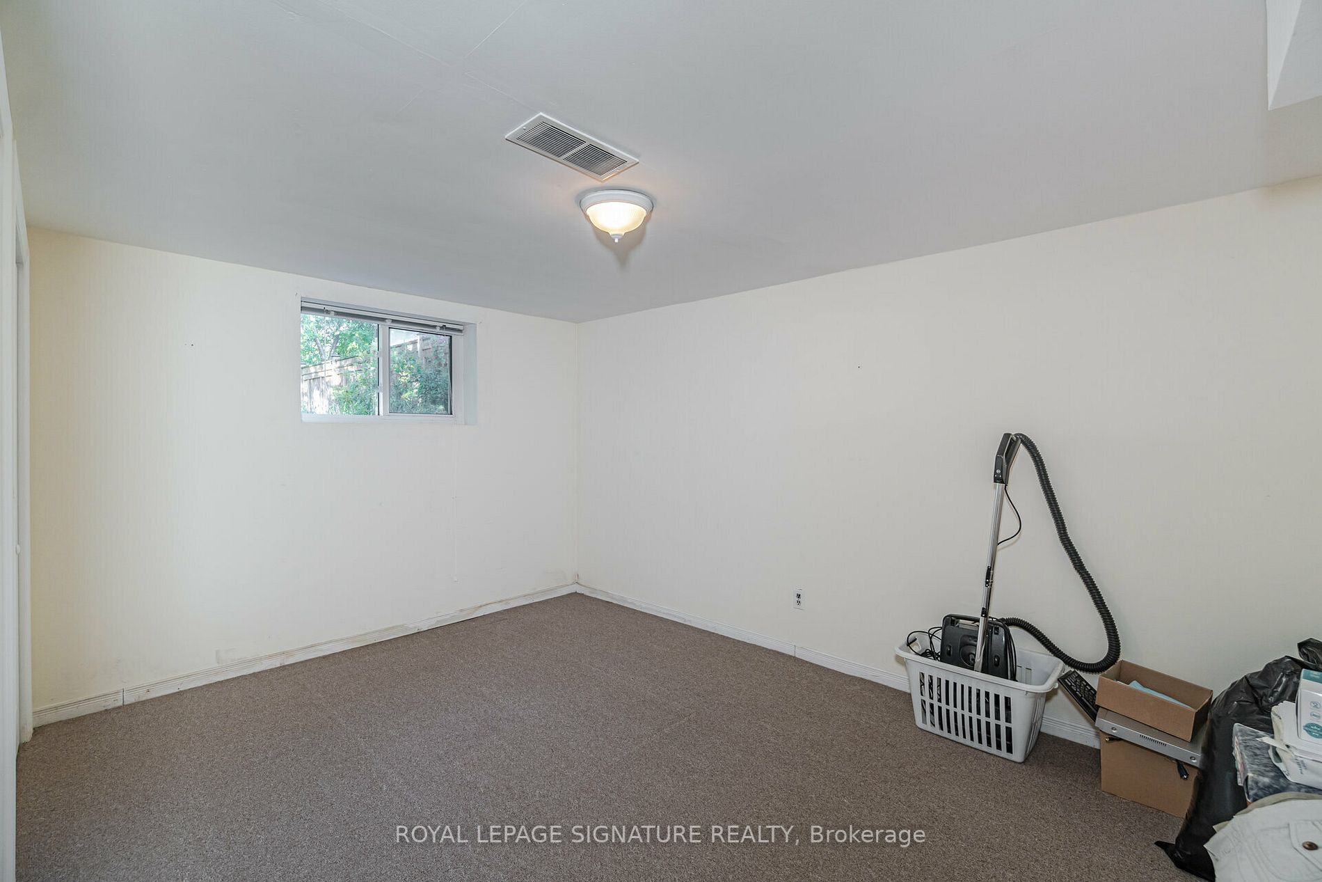 34 Ivan Rd