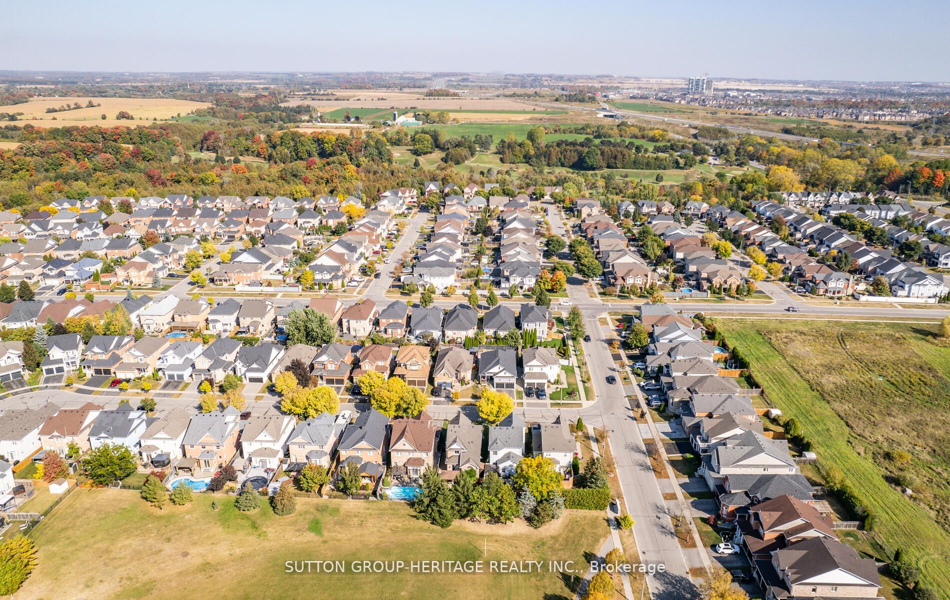 3 Penhurst Dr