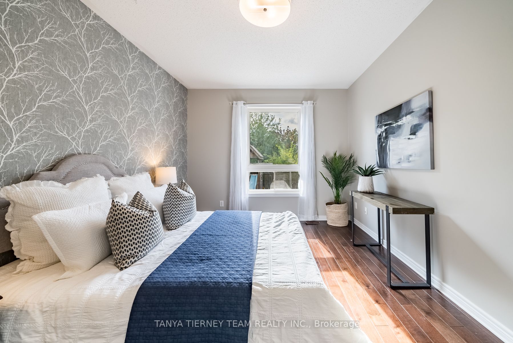60 Darius Harns Dr