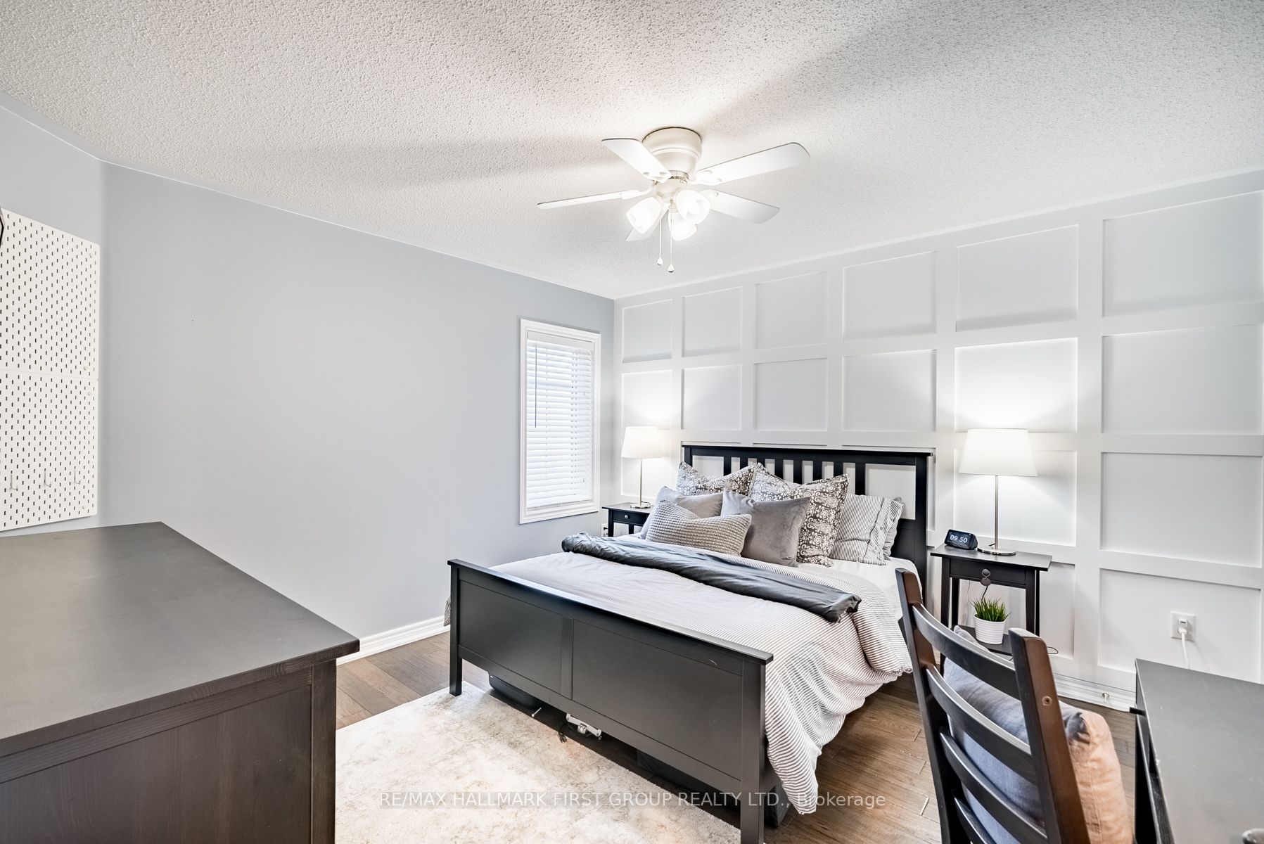 1052 Windrush Dr