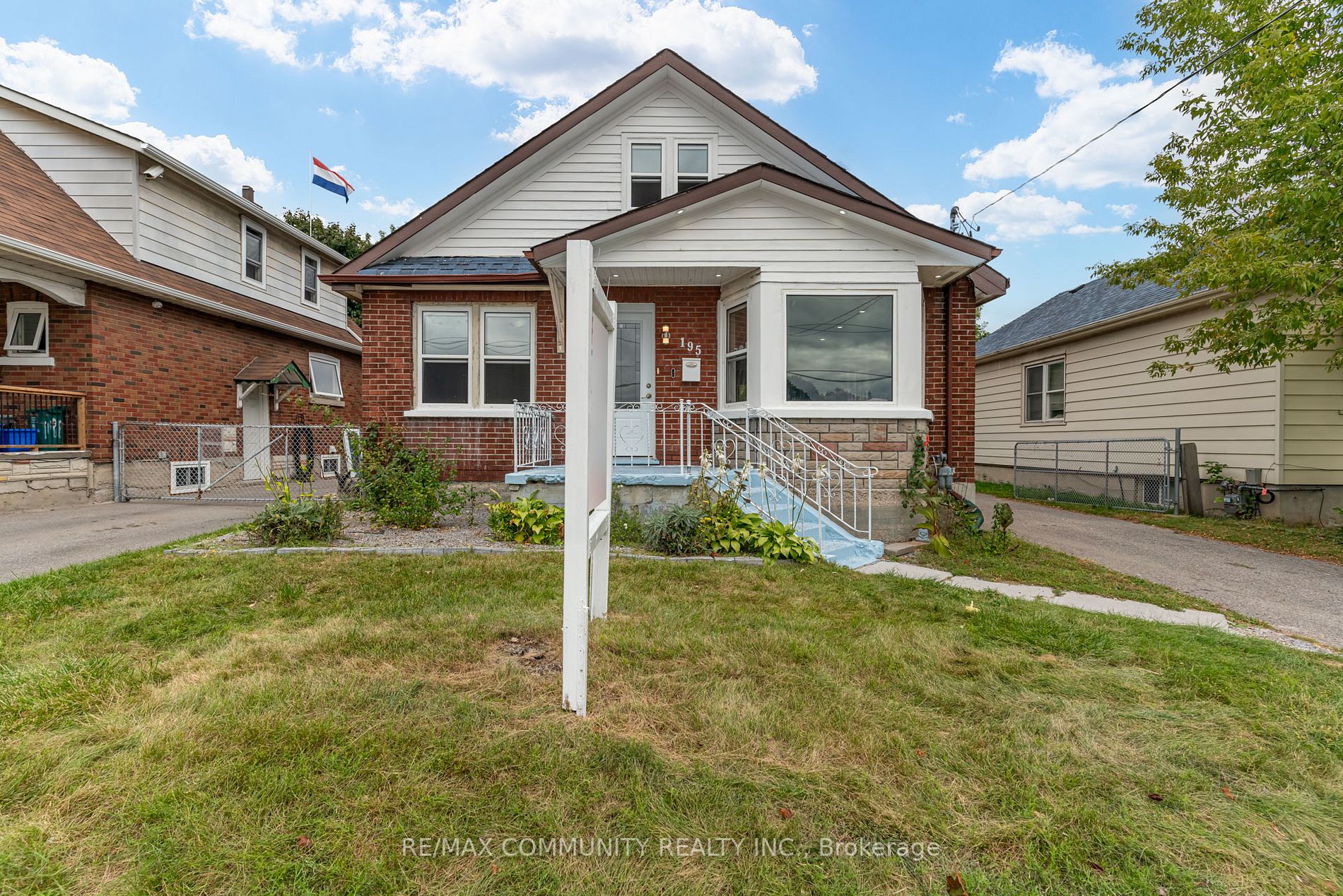 195 Park Rd S