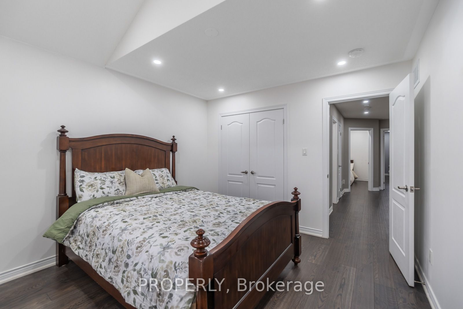 108 Garrardview St