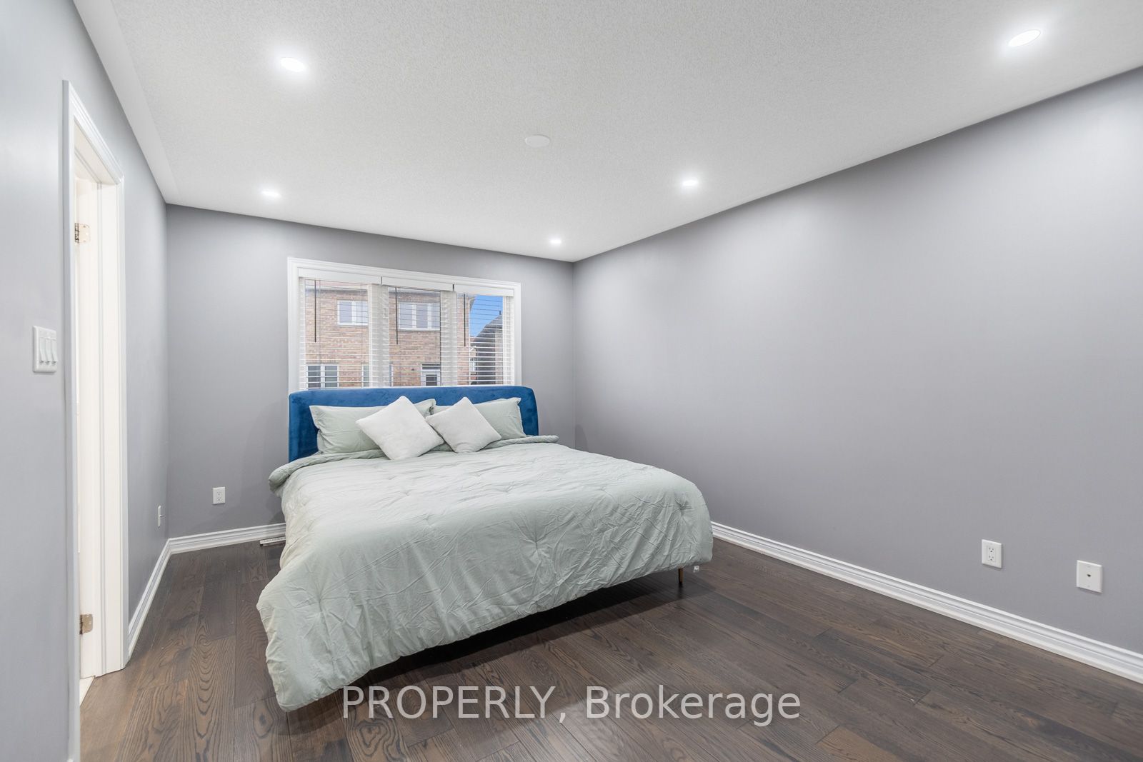 108 Garrardview St