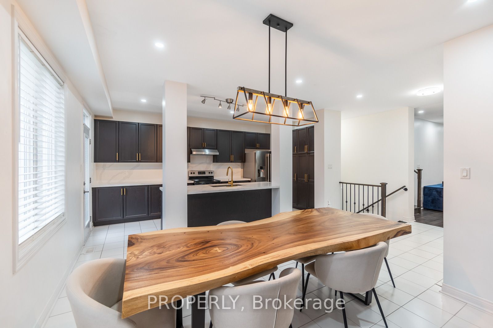108 Garrardview St