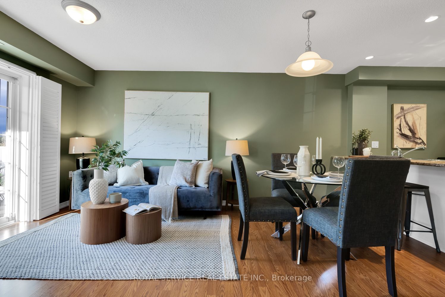 61 Clarington Boulevard, #216