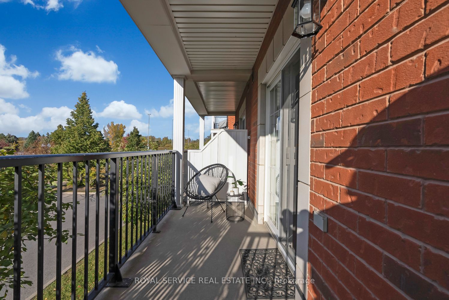 61 Clarington Boulevard, #216