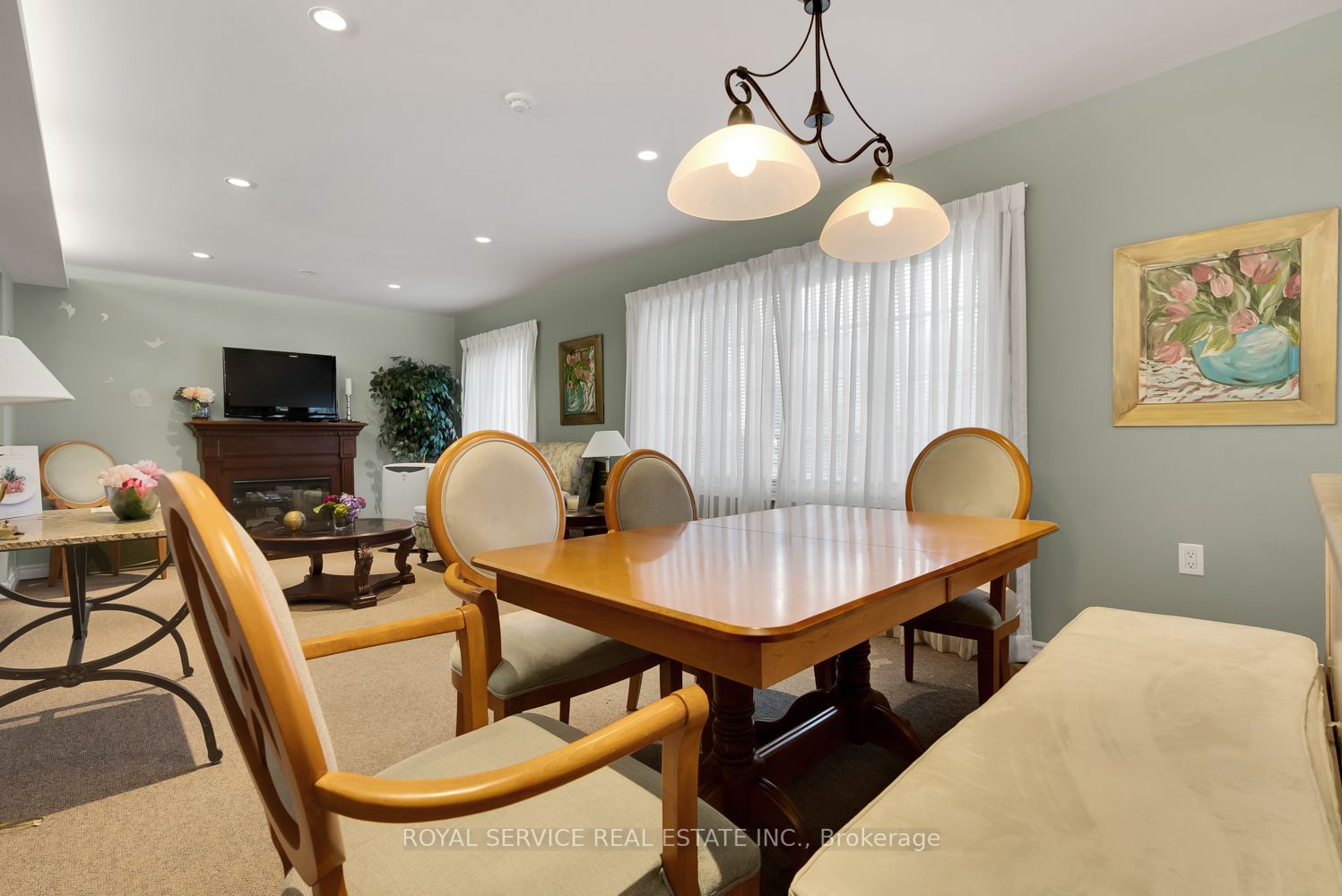 61 Clarington Boulevard, #216