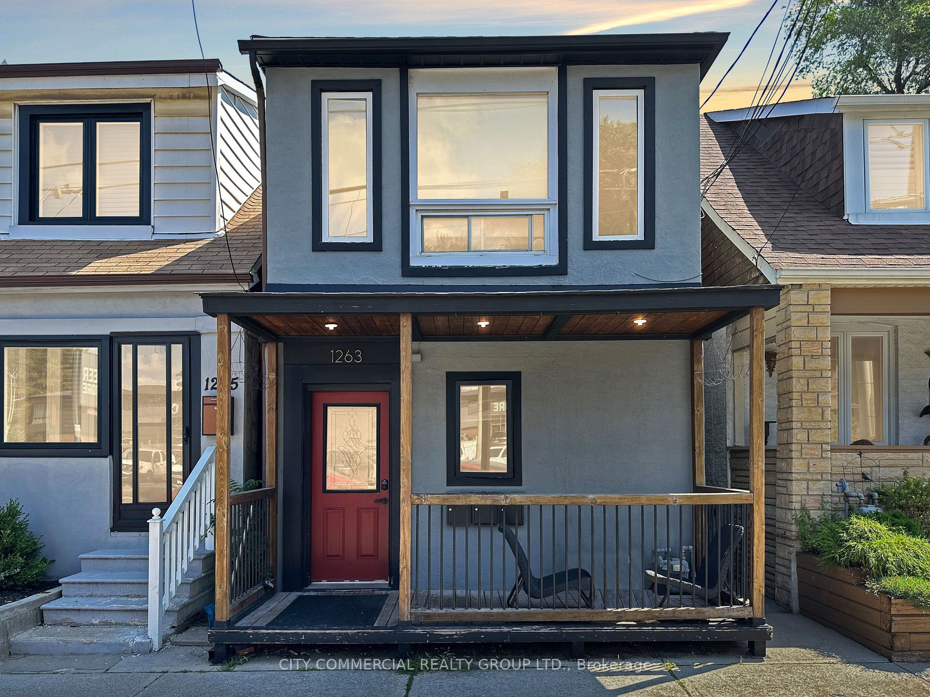 1263 Woodbine Avenue