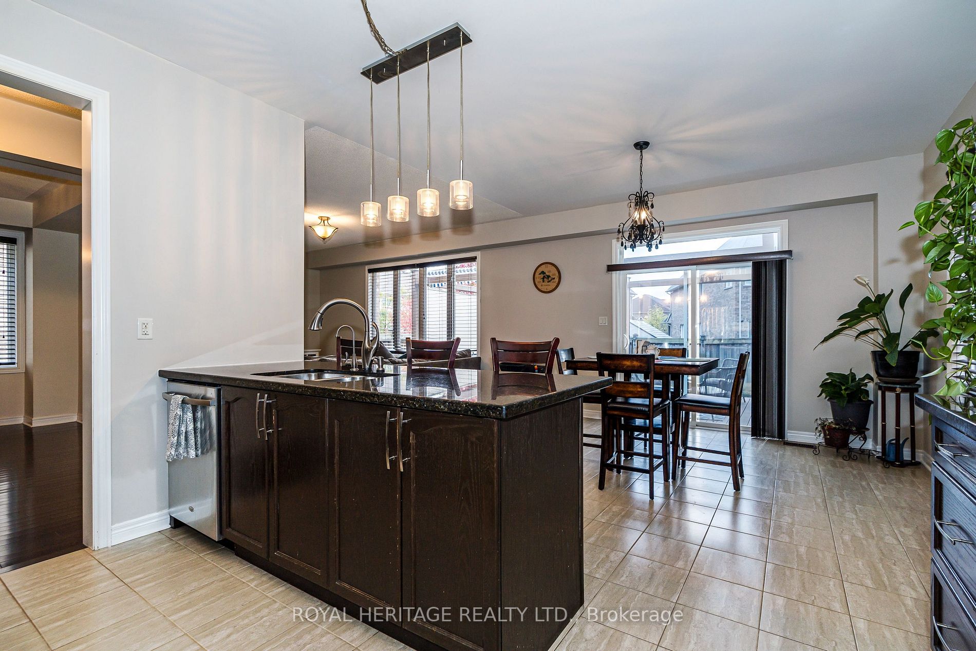179 Glenabbey Dr