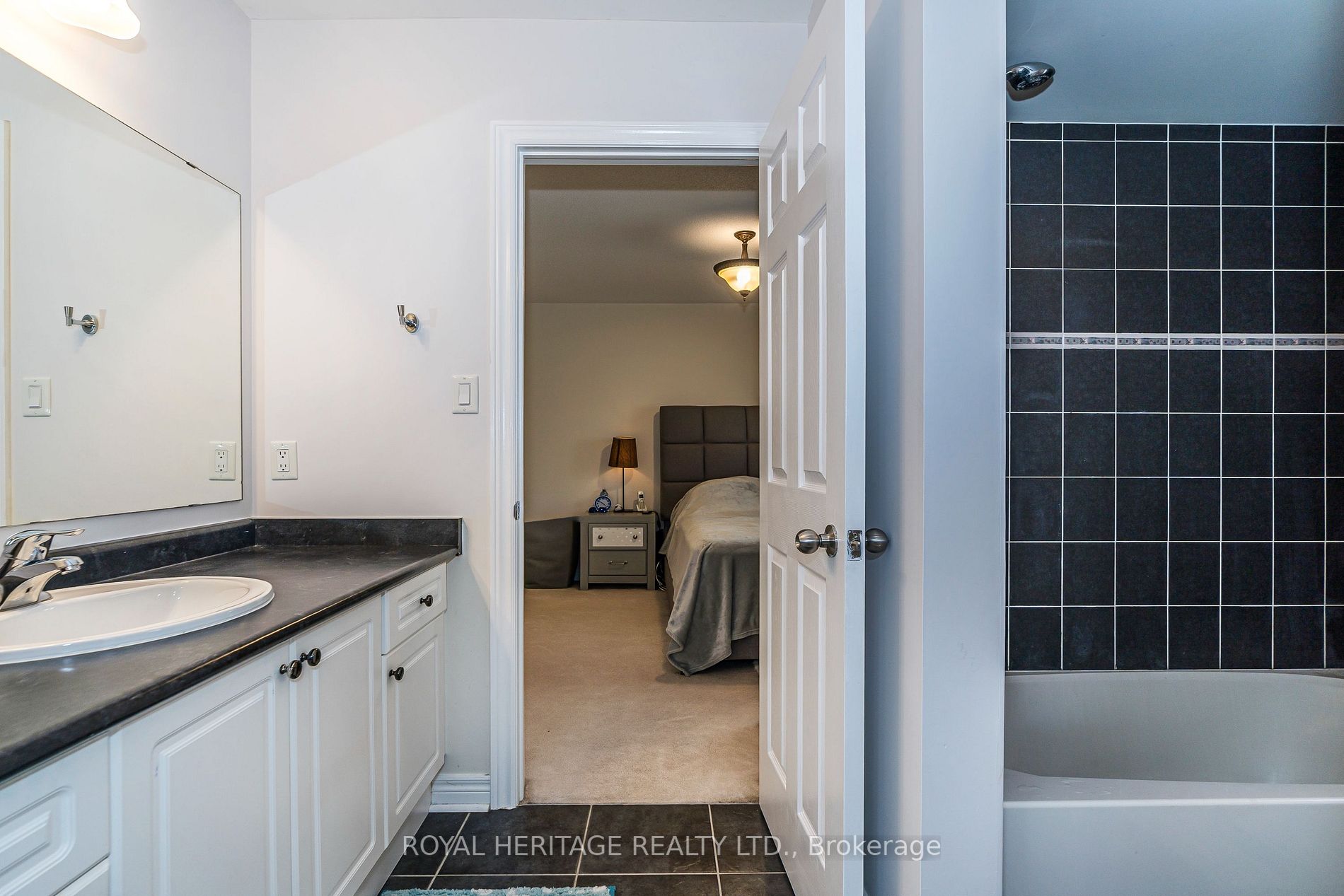 179 Glenabbey Dr