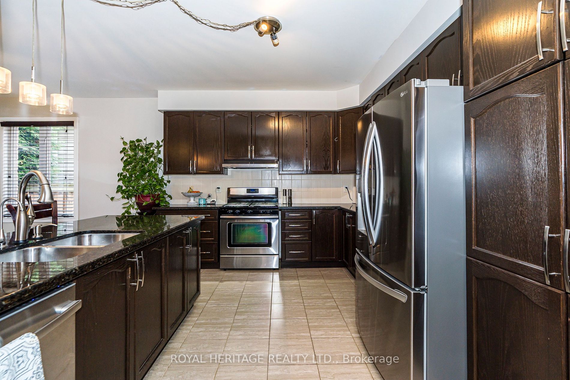 179 Glenabbey Dr