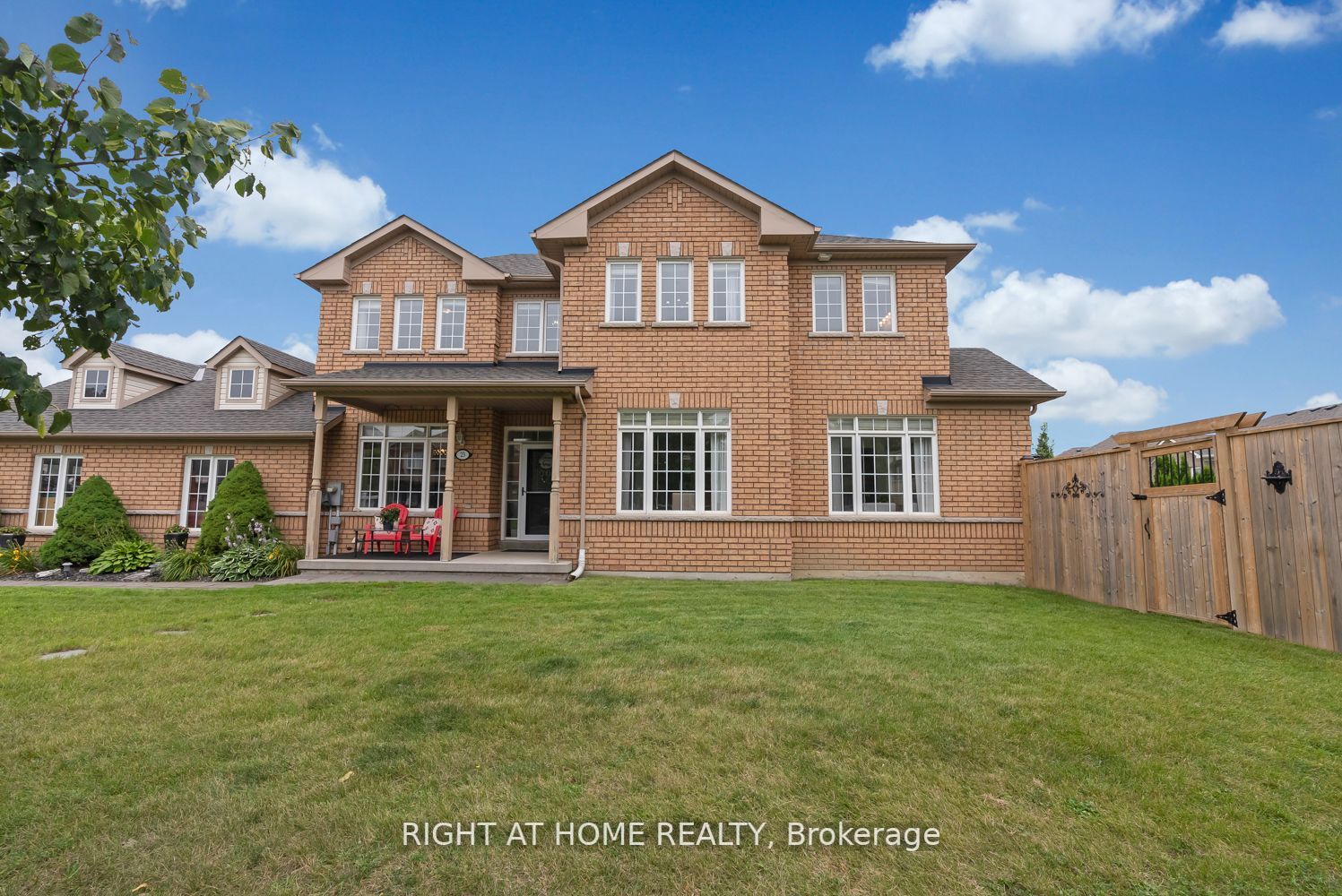 23 Don Morris Crt