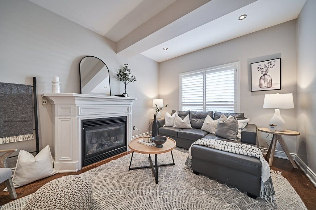 52 Wessex Dr