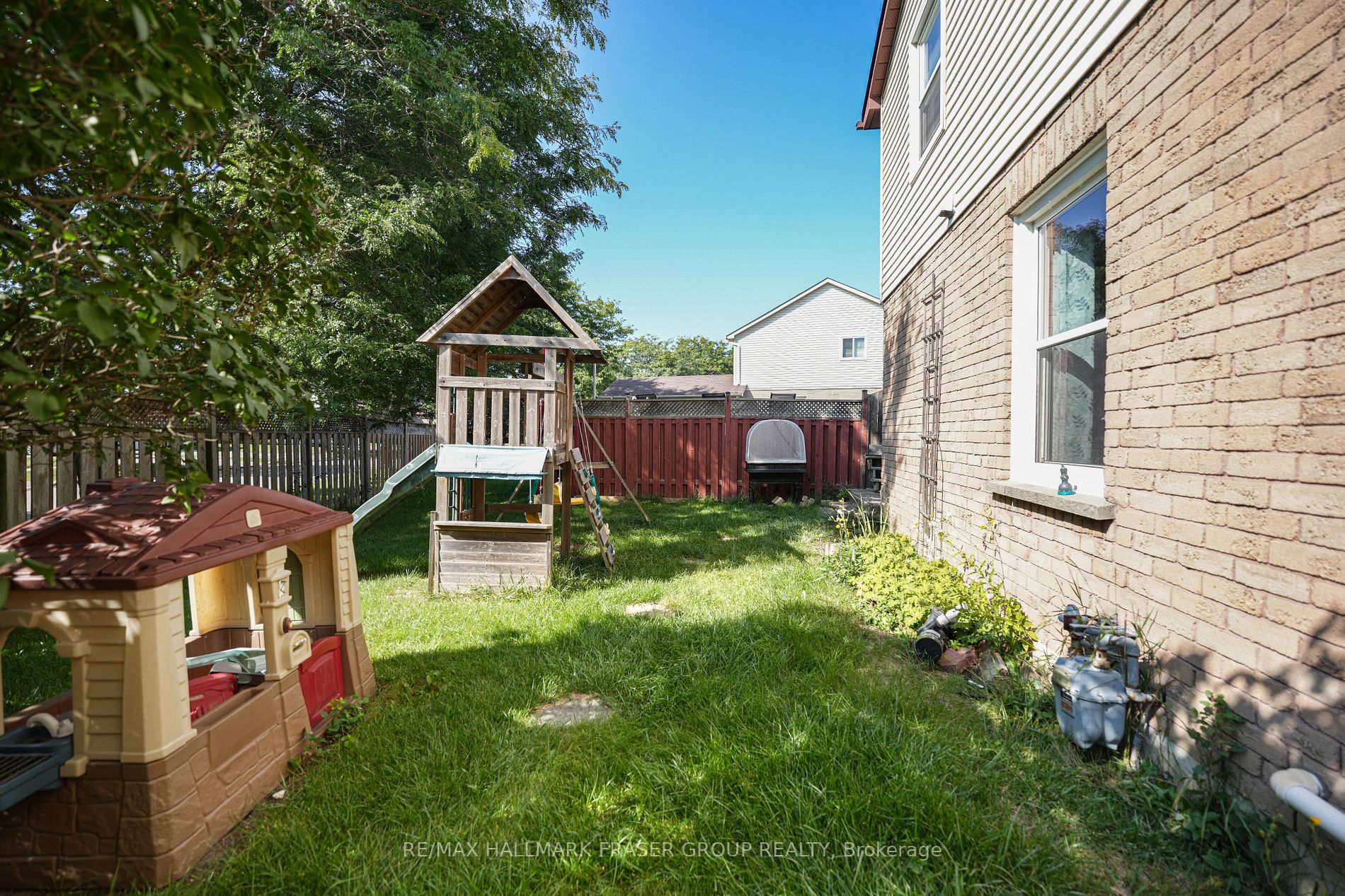 31 Kipling Cres