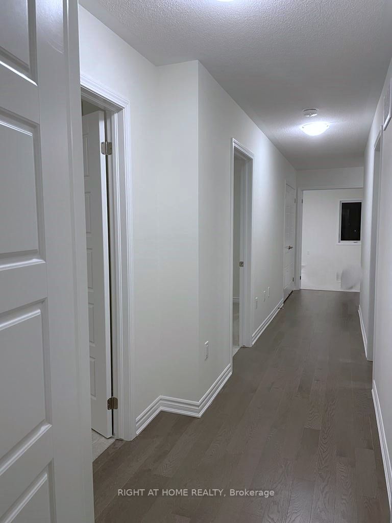 3240 Chimney Swift Cres