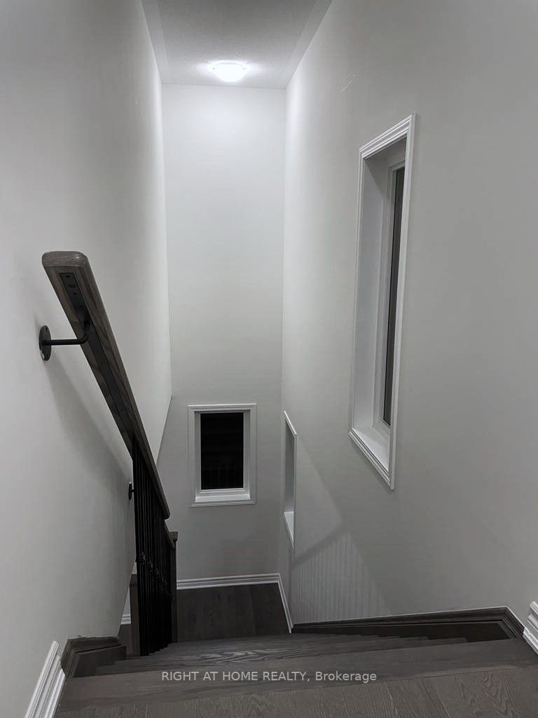3240 Chimney Swift Cres