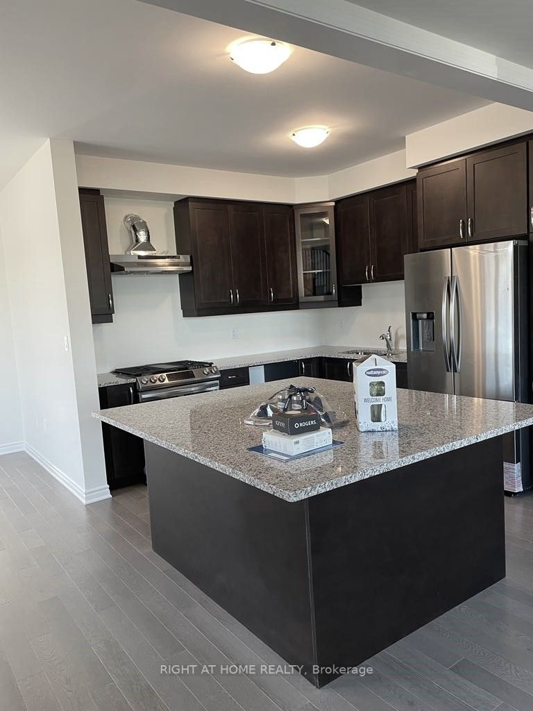 3240 Chimney Swift Cres