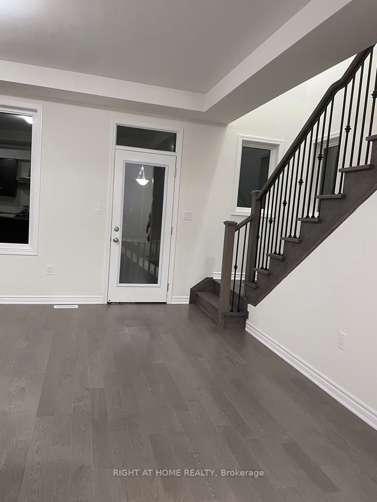 3240 Chimney Swift Cres