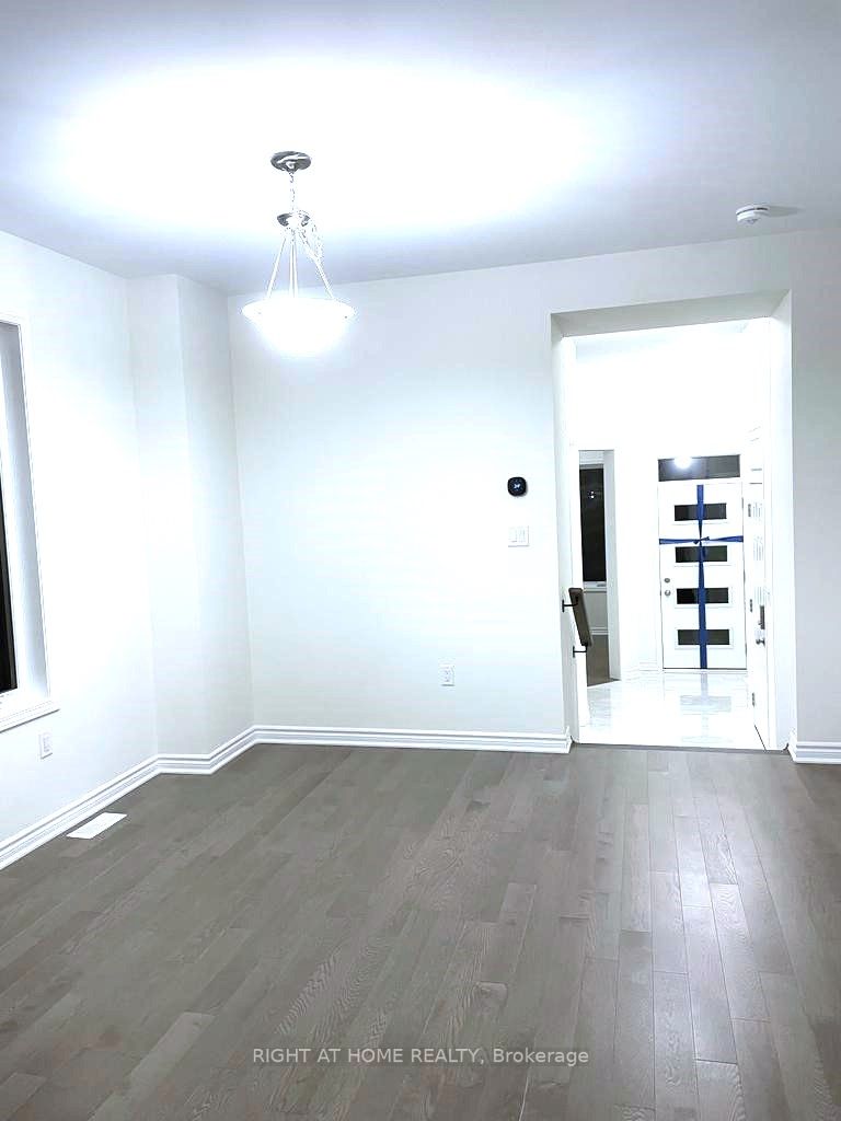 3240 Chimney Swift Cres