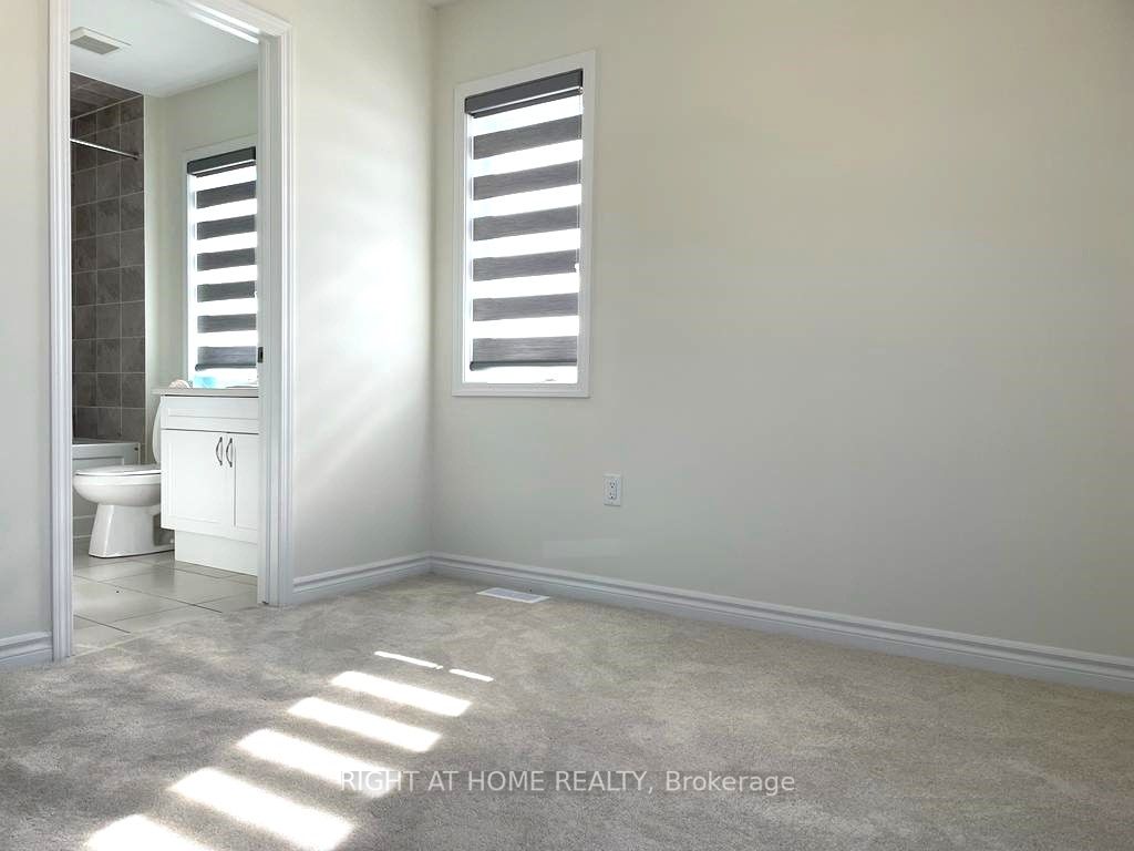 3240 Chimney Swift Cres