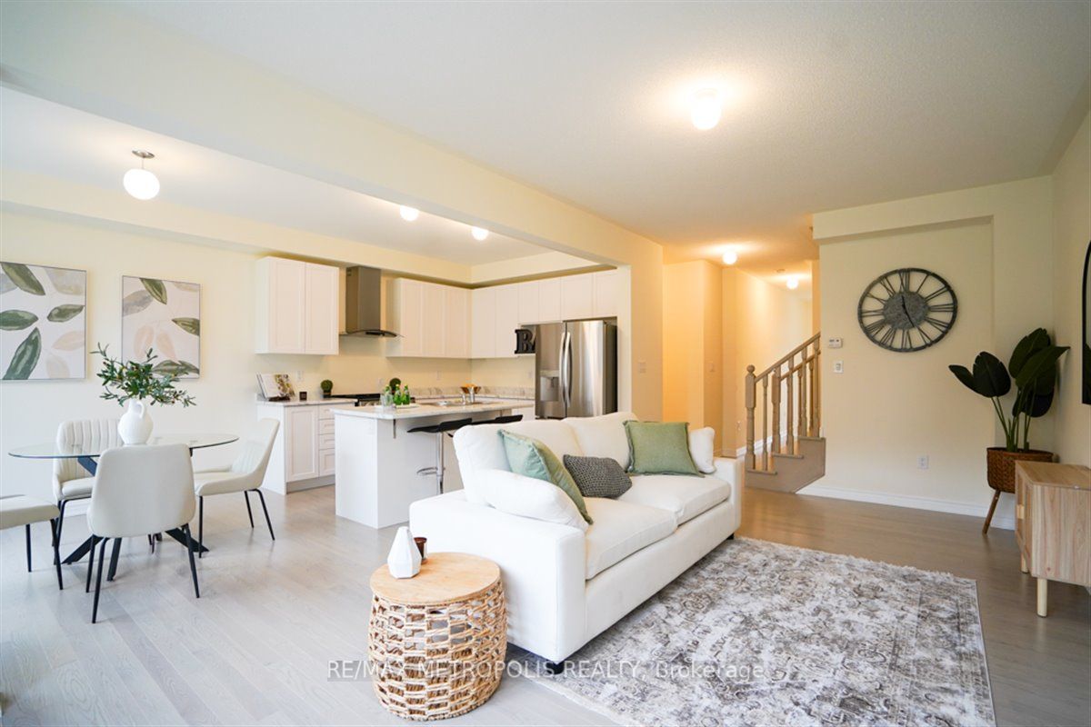 20 Littlewood Dr