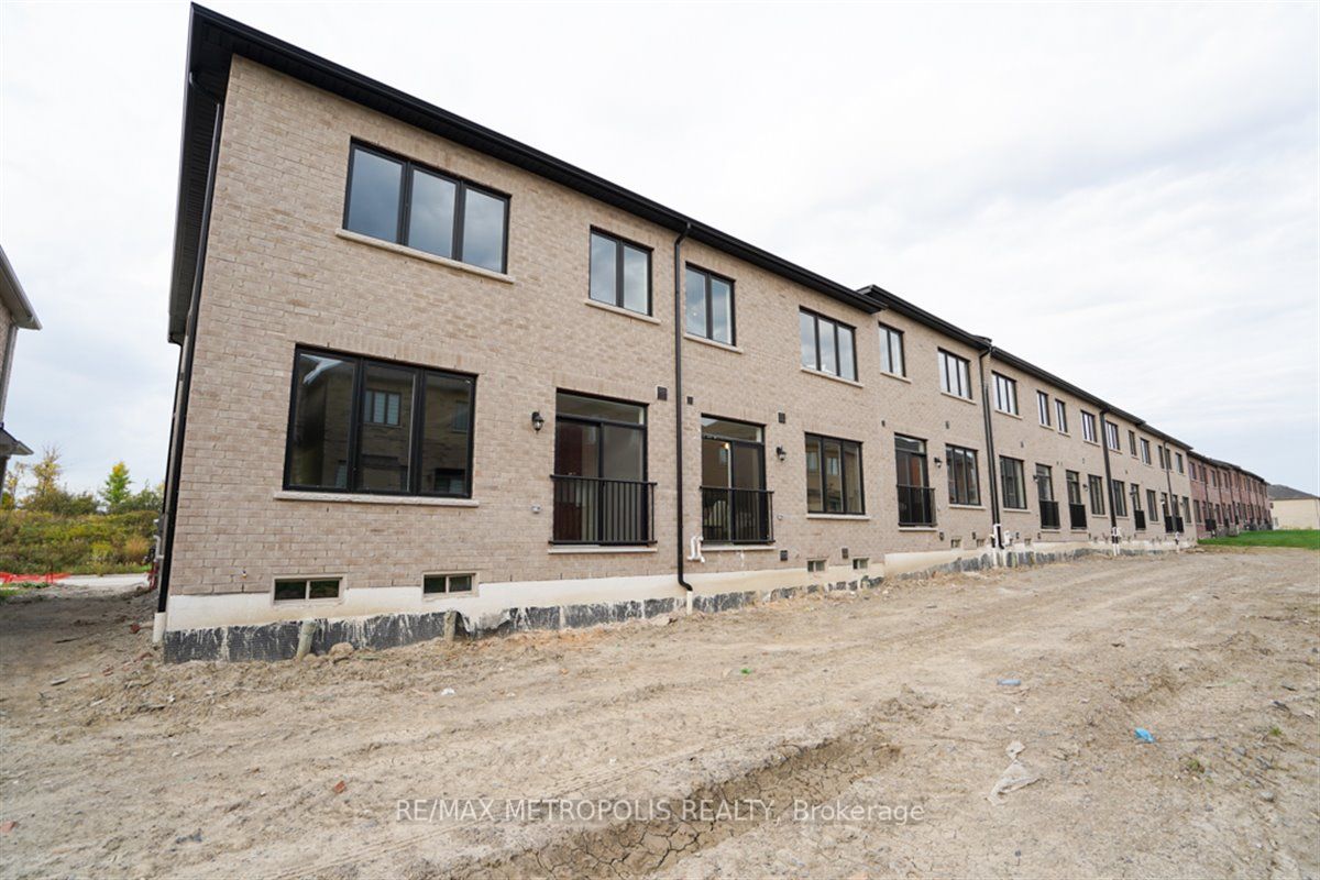 20 Littlewood Dr
