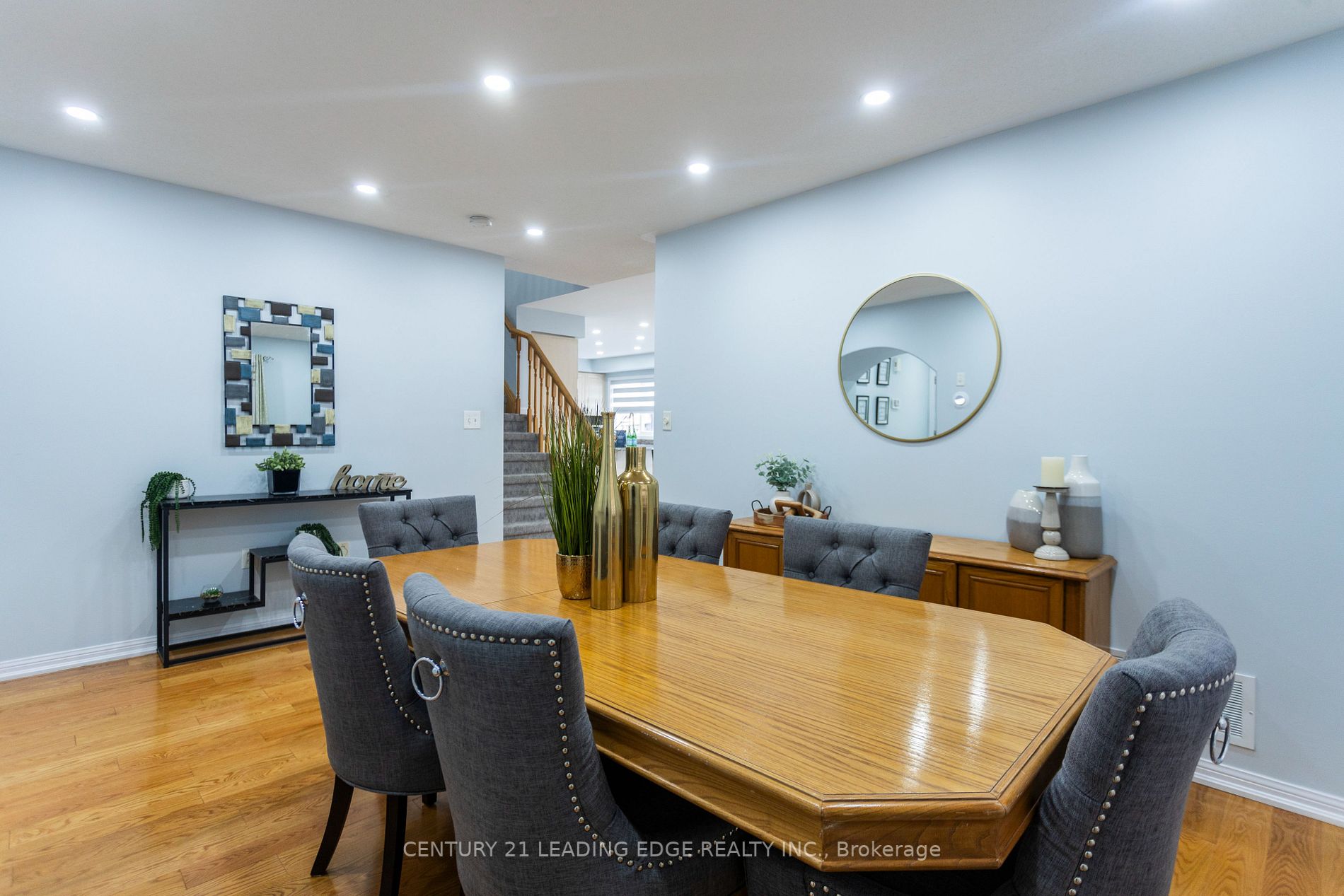 38 Bobolink Ave