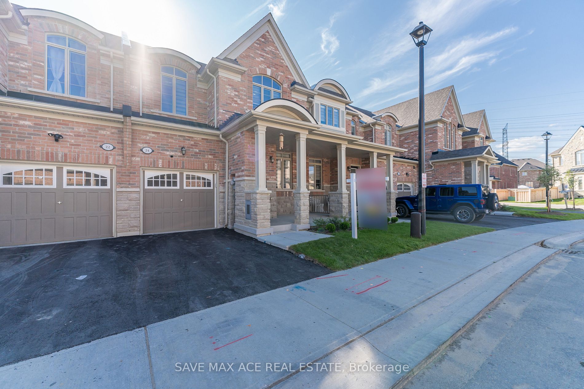 24 Hickling Lane