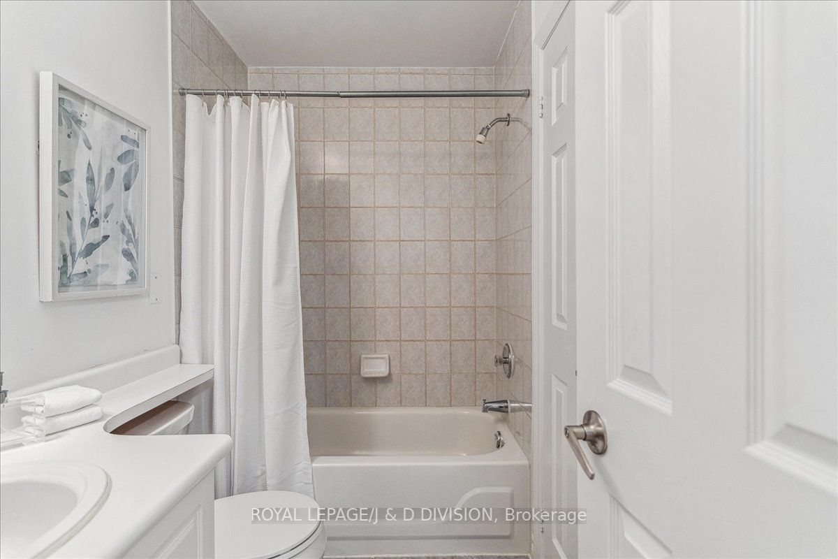 154 Boardwalk Dr