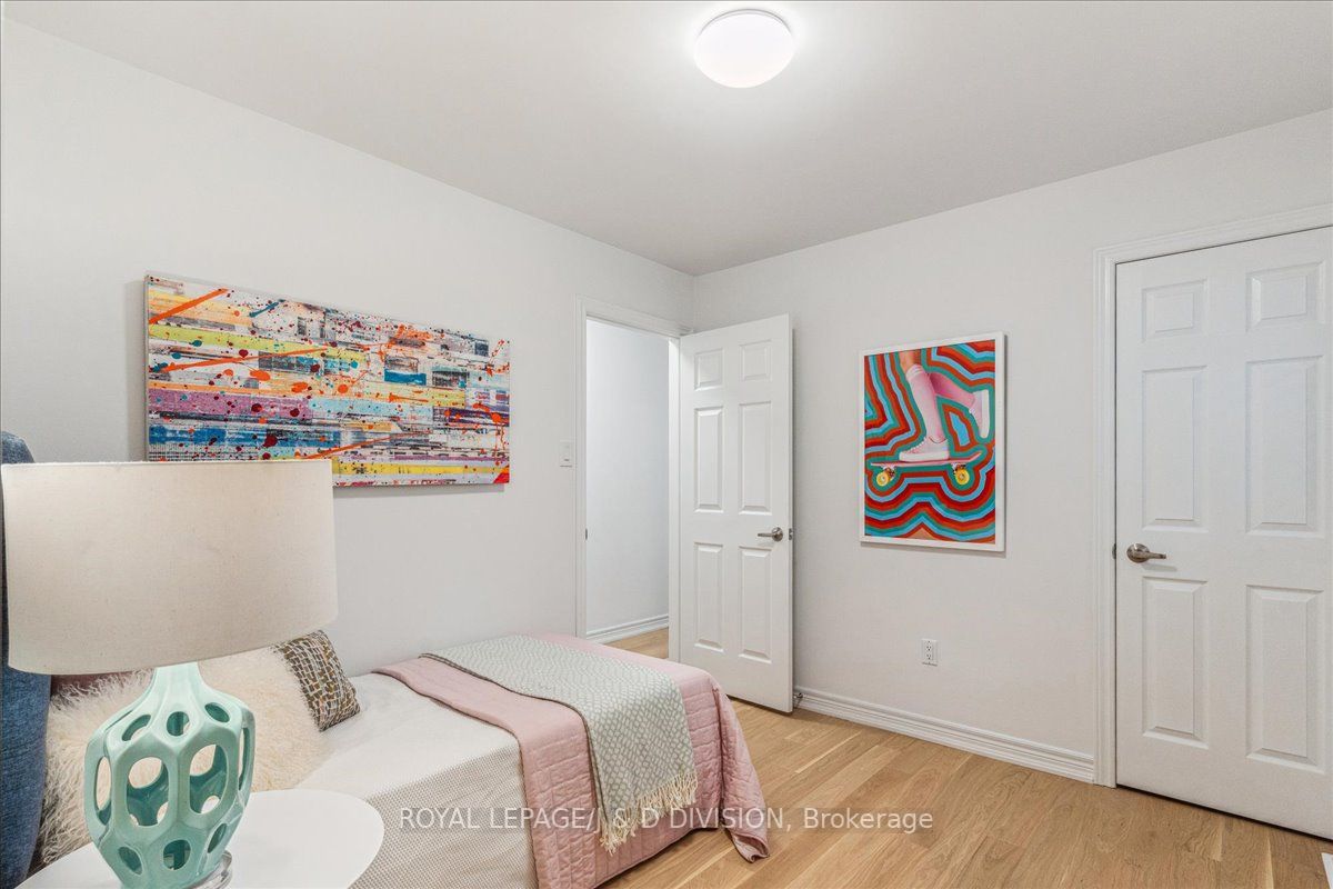 154 Boardwalk Dr