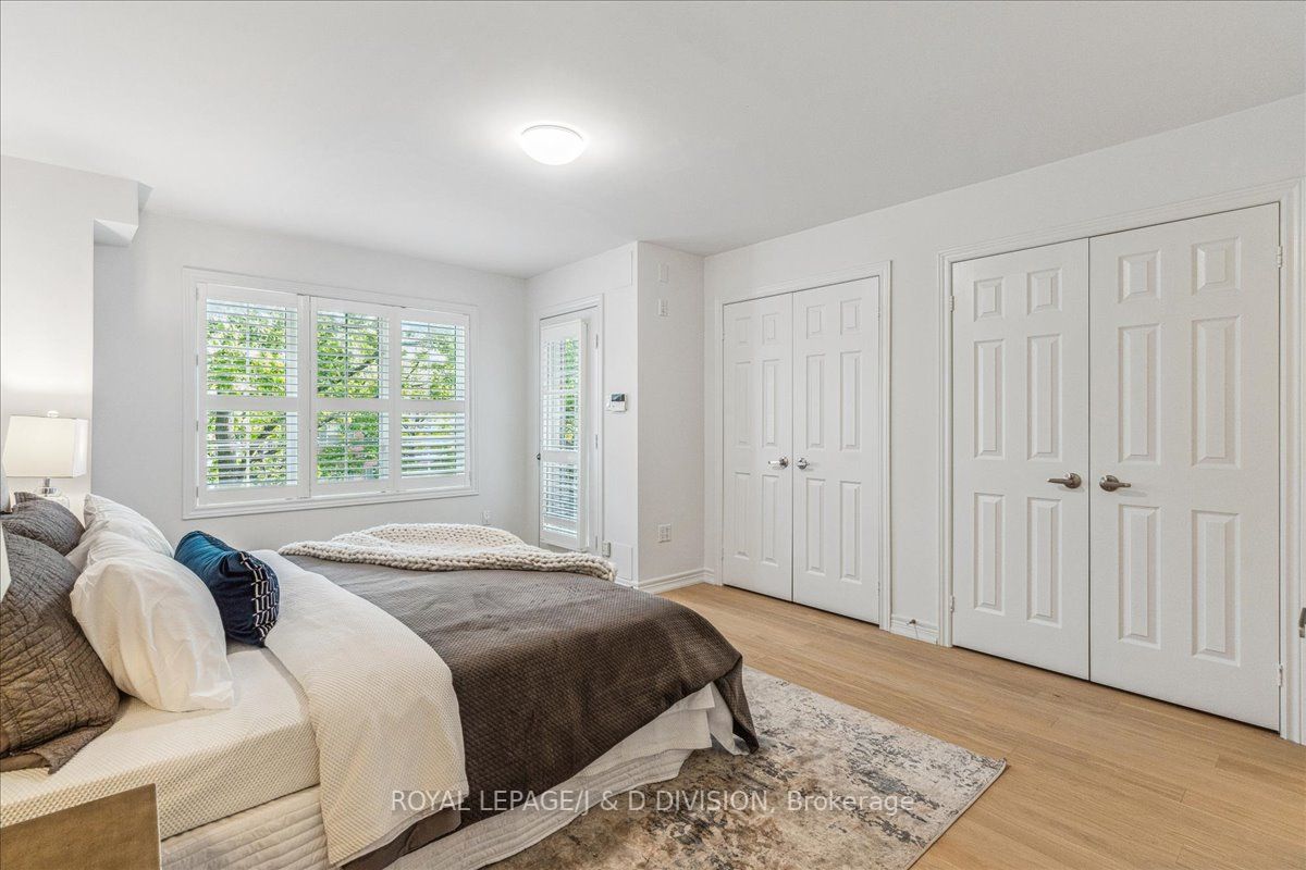 154 Boardwalk Dr