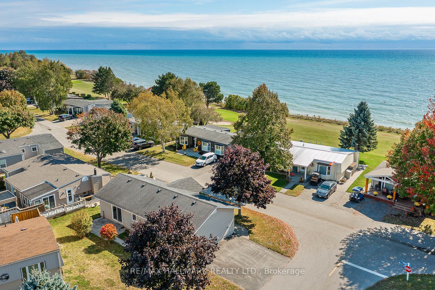 74 The Cove Rd