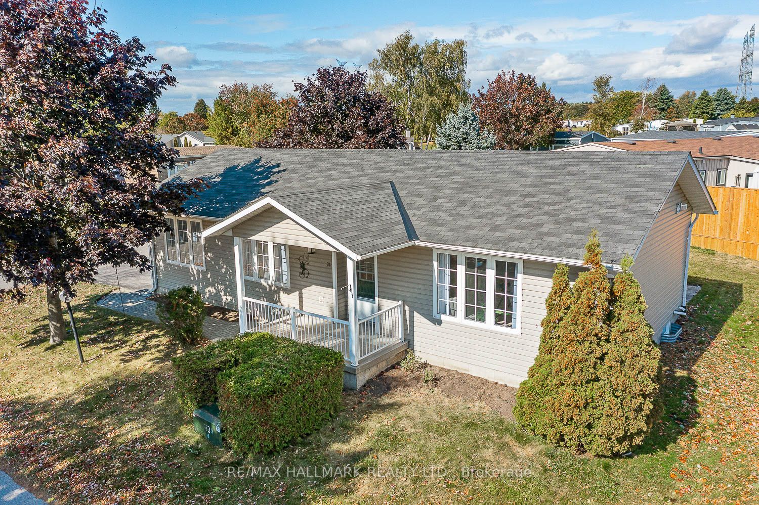 74 The Cove Rd