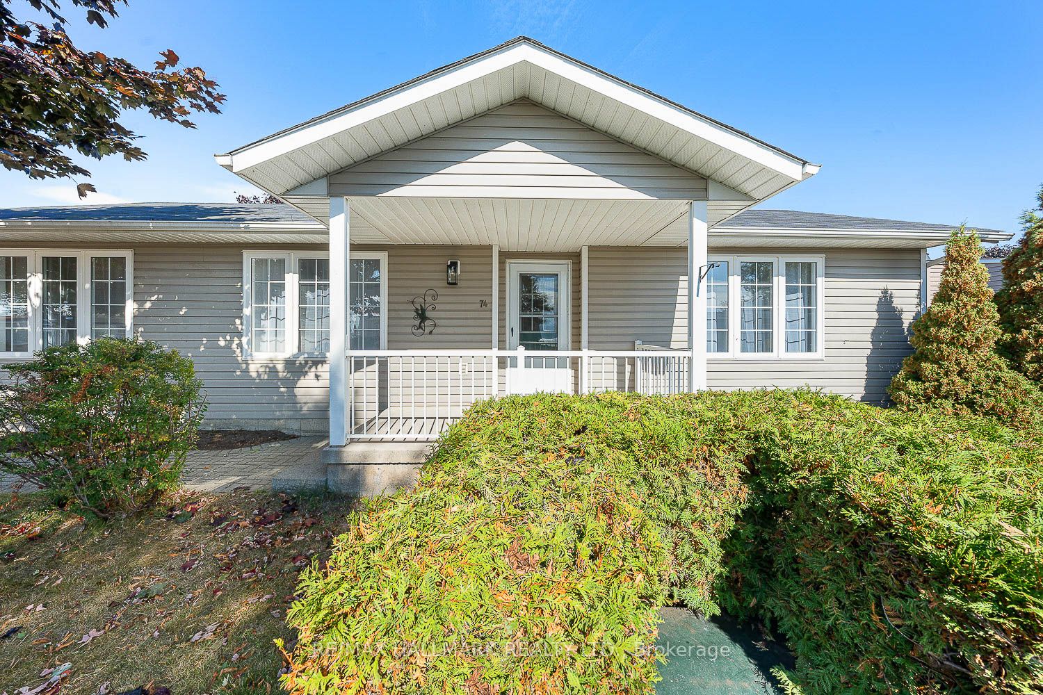 74 The Cove Rd