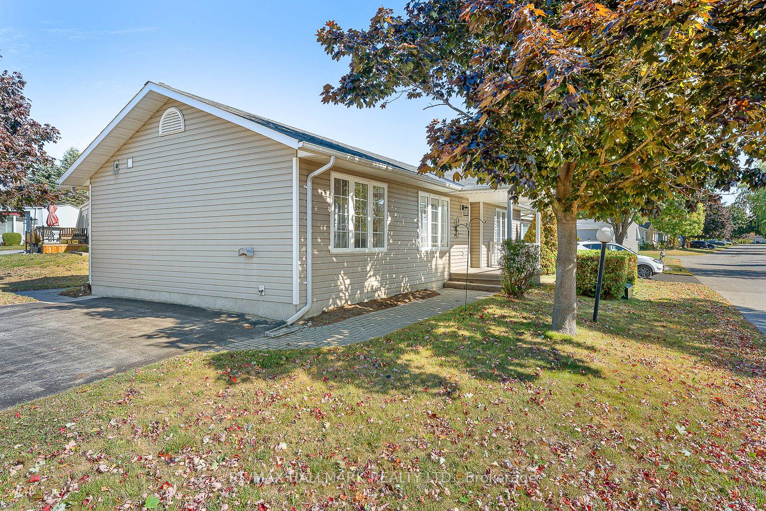 74 The Cove Rd