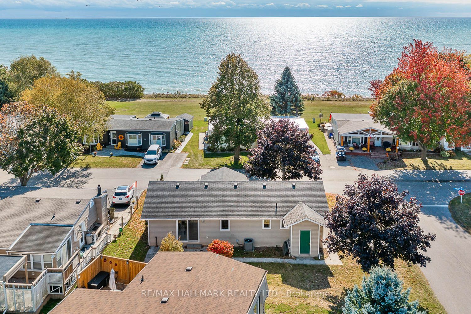 74 The Cove Rd