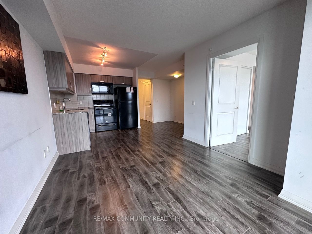 30 Meadowglen Pl, #1908