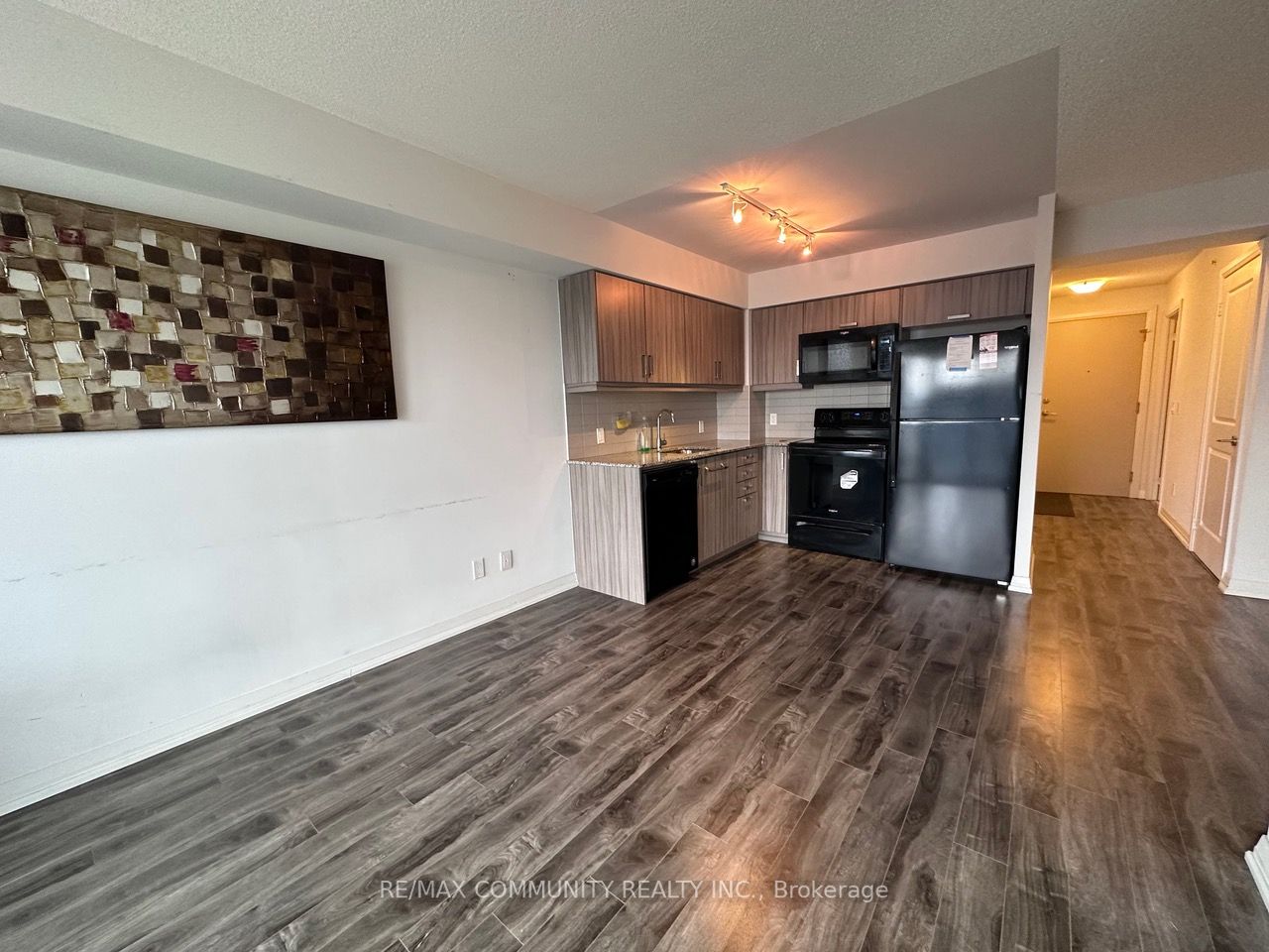 30 Meadowglen Pl, #1908