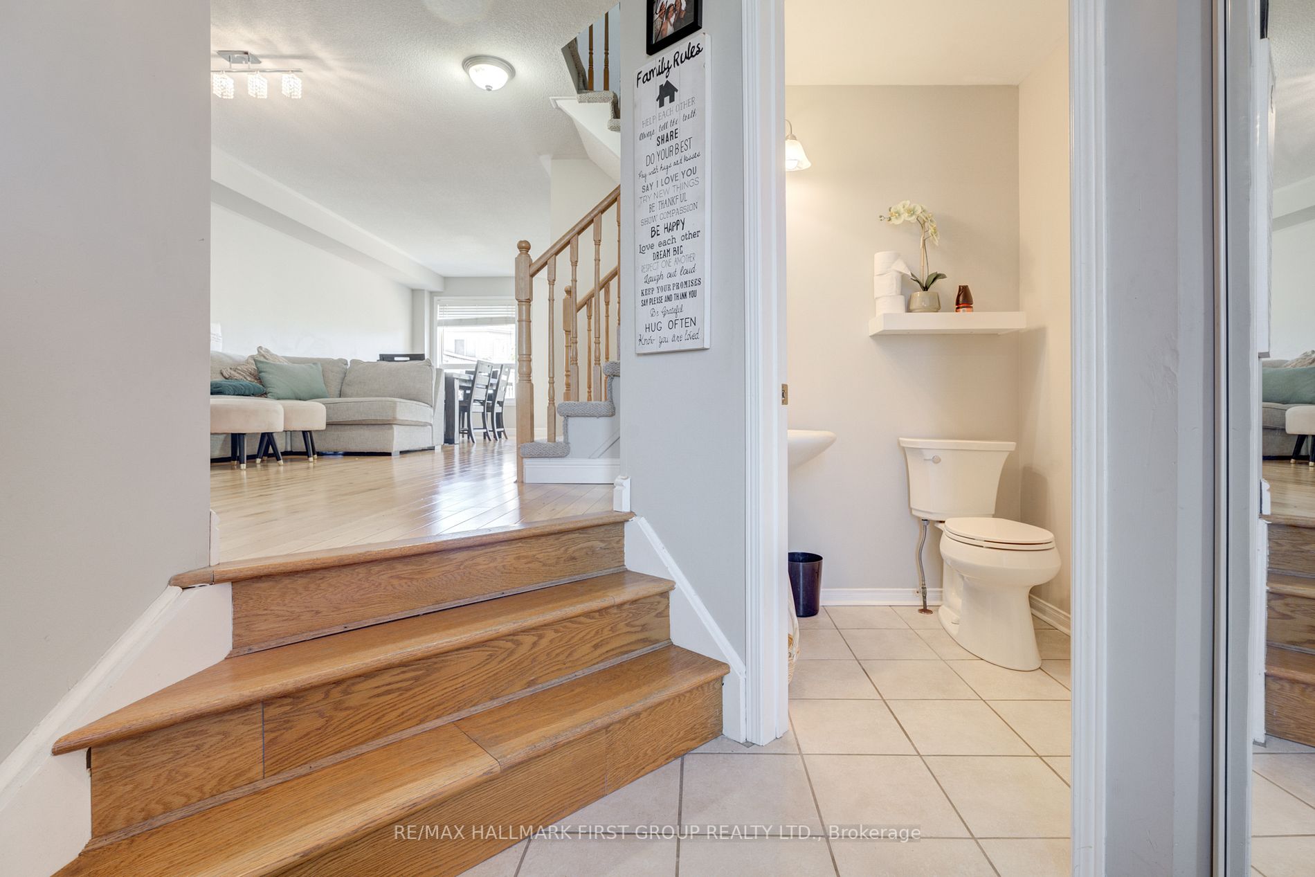 19 Inlet Bay Drive